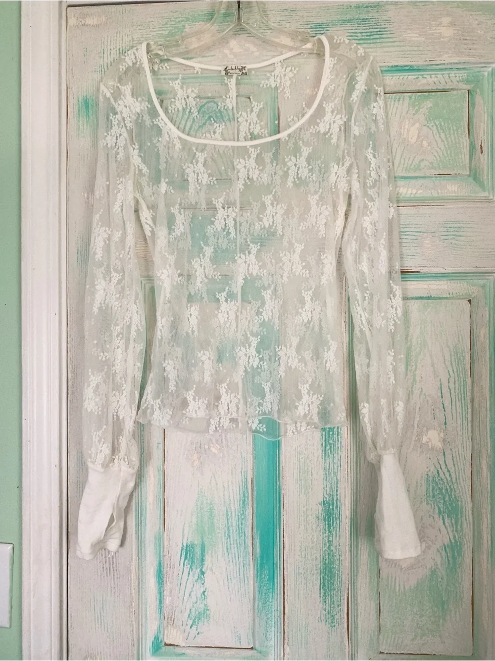 Free People Intimately U Into This White Sheer Lace Top Thumb Sleeves